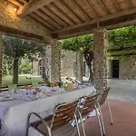 Vila Tenuta Sagherina 8, Emma Cortona