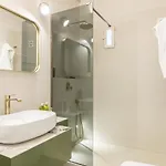 Tenuta Sagherina 8, Emma Vila