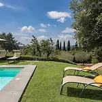 Tenuta Sagherina 8, Emma Vila Cortona